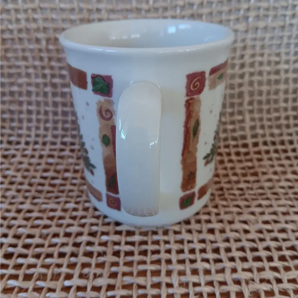 Pier 1 Natural Christmas Tree Mug